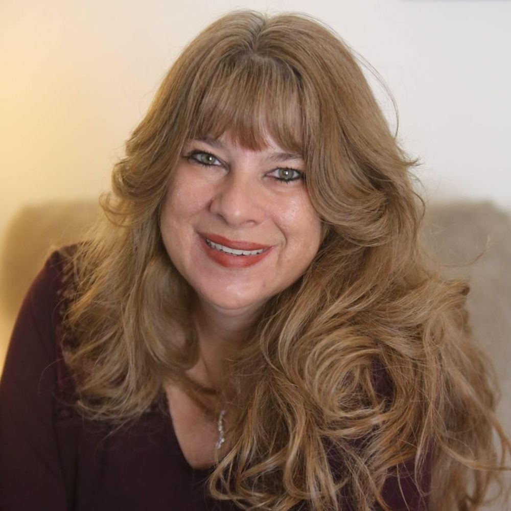 Meet your Posher, Renee